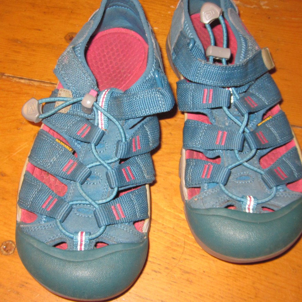 Keen Water Hiking Sandal Youth 4 Euc Aqua